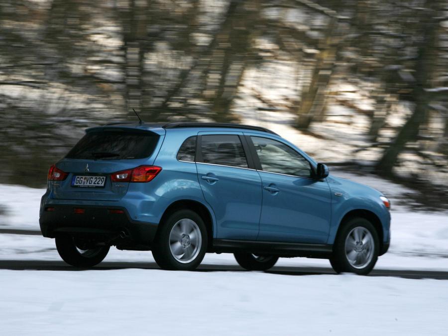  Mitsubishi ASX 2010 года  (фото 55 из 82)